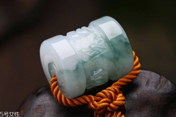 翡翠的转运珠大概什么价位,一颗翡翠转运珠多少钱