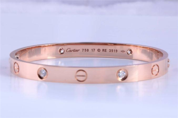 卡地亚手镯为什么这么贵,卡地亚手镯值得买吗 卡地亚手镯为什么这么贵,卡地亚手镯值得买吗