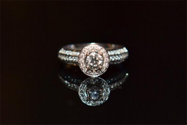 enzo戒指可以旧换新吗,佐卡伊钻戒可以以旧换新吗