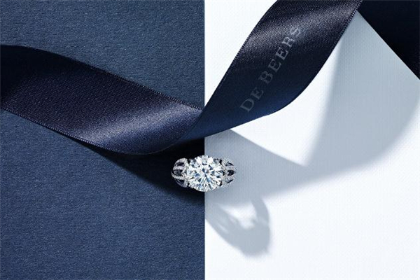 戴比尔斯钻戒价位,戴比尔斯钻戒价格两克拉
