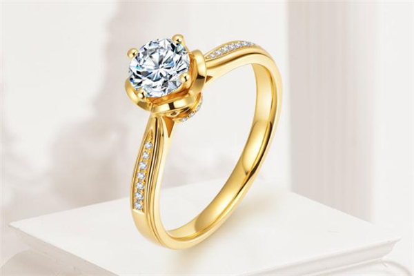 通灵珠宝和卡地亚哪个好,卡地亚珠宝怎么样