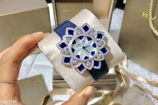 格拉夫是哪国的品牌,有格子的奢侈品叫什么牌子 格拉夫是哪国的品牌,有格子的奢侈品叫什么牌子