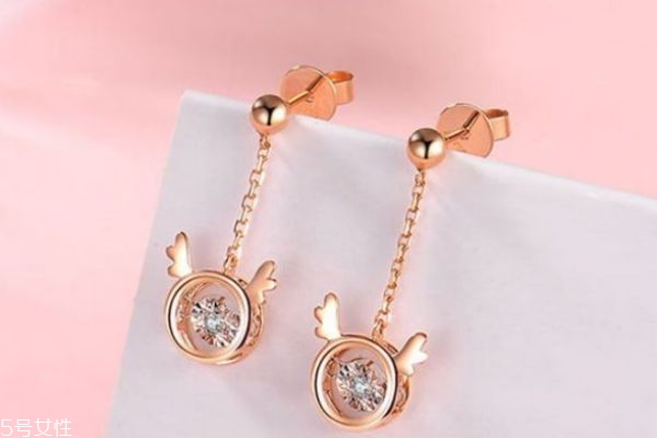 世爵是哪个国家的品牌,蒂爵珠宝怎么样