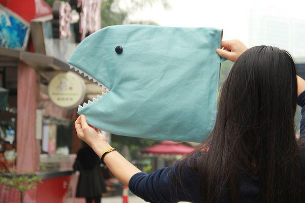 文艺小清新帆布包,帆布包搭配什么衣服好看