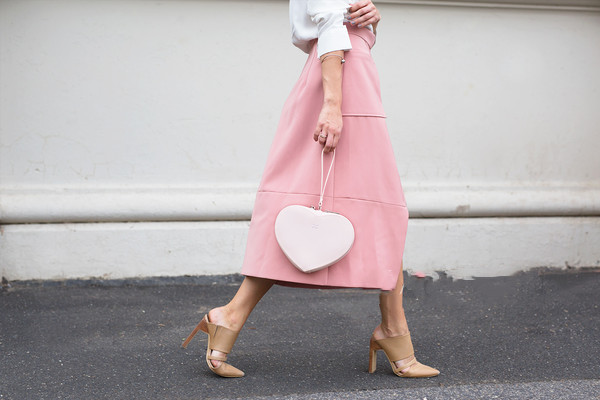 少女粉怎么调色,什么牌子的粉底适合少女用 少女粉怎么调色,什么牌子的粉底适合少女用