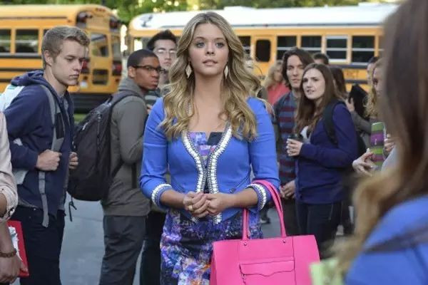 针织外套怎么搭配最好看,针织外套怎么搭配