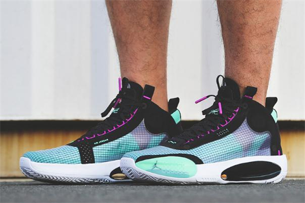 哈登5和aj34,kobe4和aj34哪个好