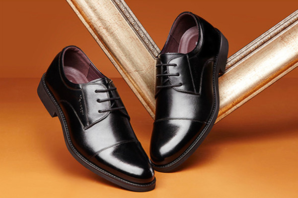 意尔康鞋子保修期多久,意尔康鞋子坏了多久保修