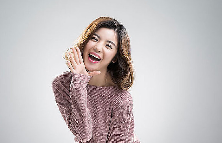 自然卷女生适合什么刘海,刘海自然卷适合什么发型图片女