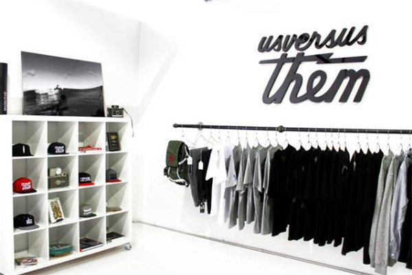 versus是什么牌子,versausage是什么牌子 versus是什么牌子,versausage是什么牌子