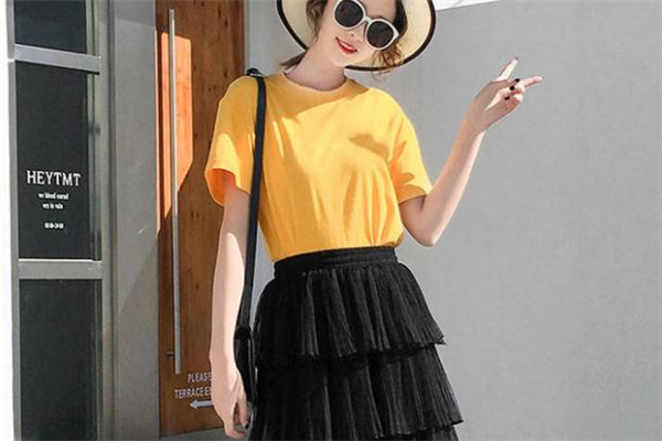 蛋糕裙穿搭,蛋糕裙搭配什么外套