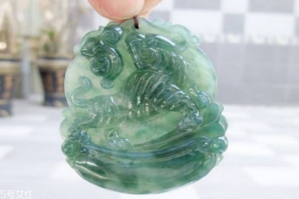 什么叫老坑玉,老坑的玉是咋回事