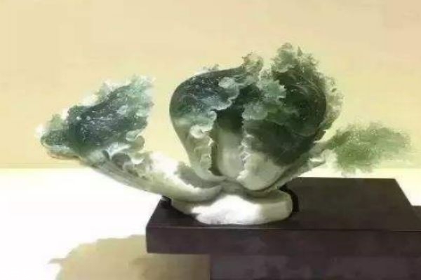 蛇纹石玉怎么辨别,蛇纹石和蛇纹石玉的区别