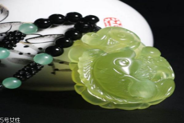 岫岩玉如何鉴定,岫岩玉石鉴定中心 岫岩玉如何鉴定,岫岩玉石鉴定中心