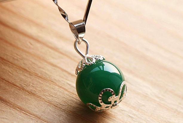 天然绿玉髓的功效和作用,绿玉髓是啥