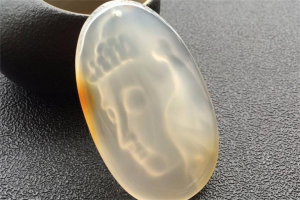 水胆玛瑙的价格,玛瑙水胆价格是多少 水胆玛瑙的价格,玛瑙水胆价格是多少