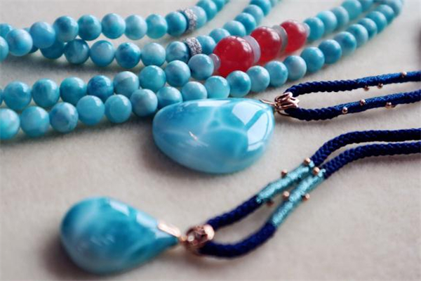 拉利玛石值钱吗,法拉利玛卡的价格