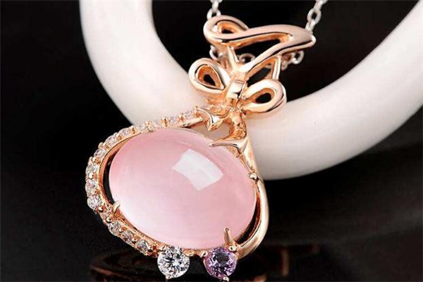 芙蓉石产于哪里,中国芙蓉石产地在哪里 芙蓉石产于哪里,中国芙蓉石产地在哪里