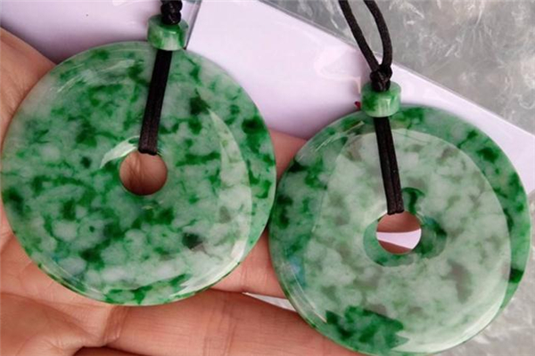 花青翡翠和翡翠怎么区分,花青属于翡翠吗