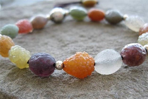 葡萄干玛瑙石的价格及图片,天然葡萄干玛瑙图片和价格