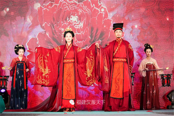 汉服弄脏了怎么洗干净,汉服如何洗