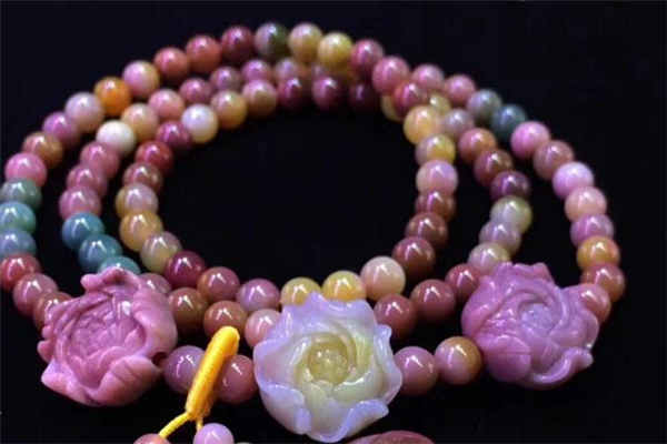 盐源玛瑙可以用水洗吗?,盐源玛瑙可以和什么一起佩戴