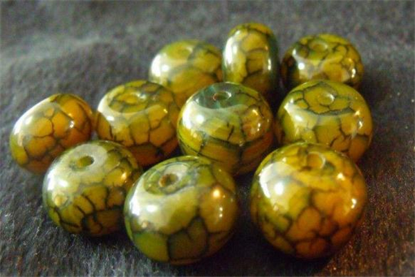 真正天然龙纹玛瑙图片,玛瑙上的龙鳞纹是什么样