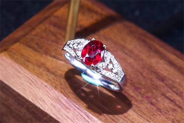 红宝石有没有收藏价值,红宝石值得收藏吗