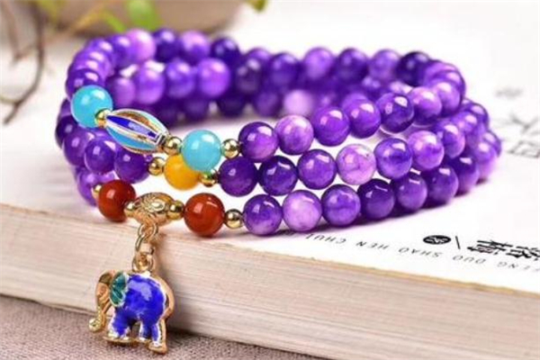 舒俱来手链戴在哪只手好?,舒俱来手串戴在左手还是右手 舒俱来手链戴在哪只手好?,舒俱来手串戴在左手还是右手