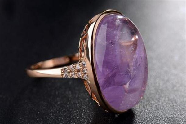 什么是半宝石?半宝石的种类有哪些?,宝石和半宝石有啥区别吗