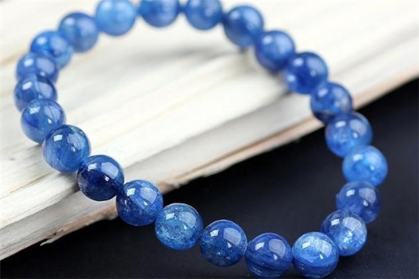 蓝绒晶的功效和作用是真的吗,靛蓝晶和蓝绒晶的区别