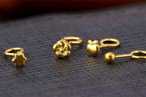 买黄金耳钉怎么选,送老婆黄金项链怎么选