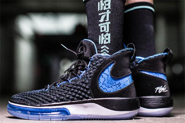 aj33se和aj33对比怎么区分,aj33和aj33se哪个好