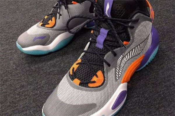 空袭6测评,李宁闪击6测评