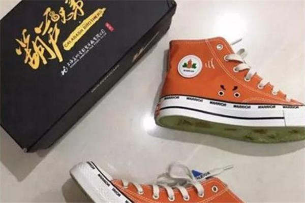 回力葫芦娃联名帆布鞋为什么官网没有,葫芦娃联名款是匡威还是回力