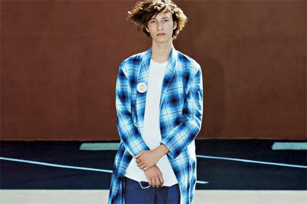 un牌子的衣服,uni是什么牌子衣服