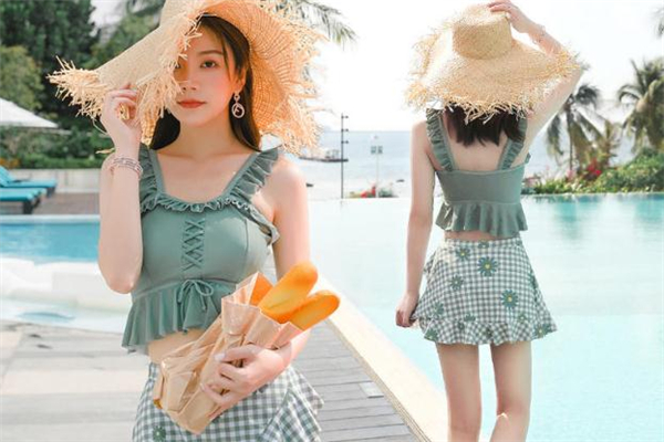 今年流行的女款泳衣,2020年最流行的泳衣