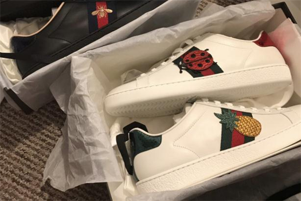 gucci菠萝包价格,gucci小白鞋国内专柜价