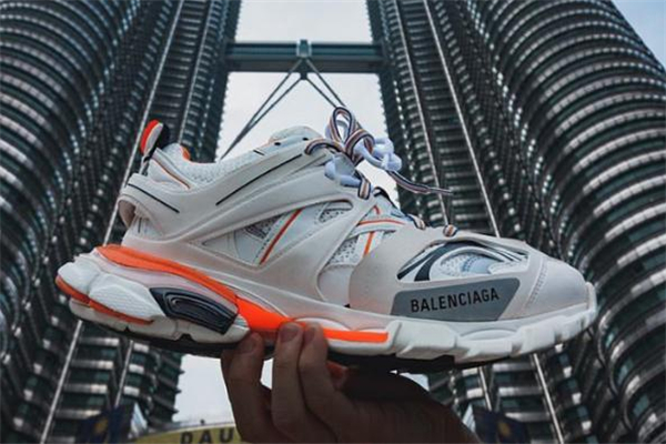 巴黎世家track3.0真假对比,巴黎世家track2.0真假对比