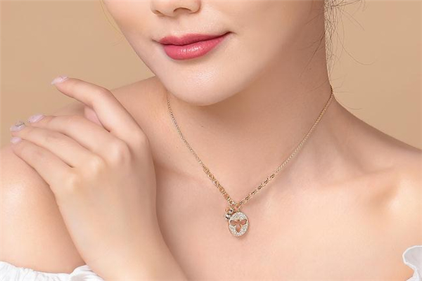 施华洛世奇小蜜蜂项链多少钱,施华洛世奇蜜蜂手链 施华洛世奇小蜜蜂项链多少钱,施华洛世奇蜜蜂手链