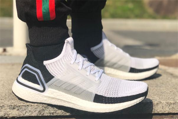 ub19鞋垫后滑怎么办,ub19鞋垫总是往后跑怎么办