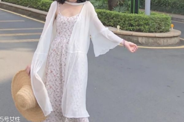 白色防晒衣发黄怎么洗白,防晒衣发黄了怎么办