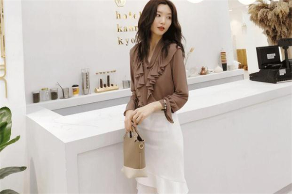 雪纺半身裙搭配图片,包臀裙半身裙的搭配上衣冬