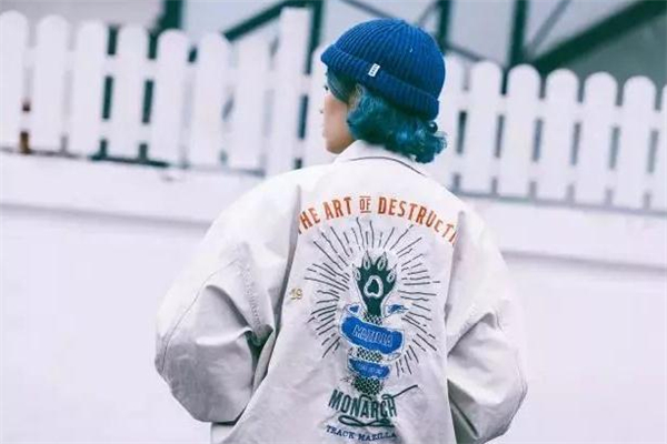 pros by ch是什么品牌,ch潮牌是什么牌子