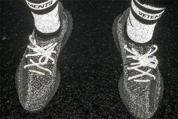 椰子350满天星怎么清洗视频,椰子350满天星可以用水洗吗