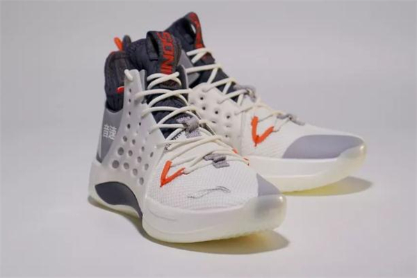 音速7和驭帅12哪个好,音速7和驭帅11哪个好?