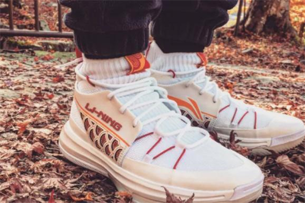 李宁龙鳞鞋937测评,李宁龙鳞鞋937