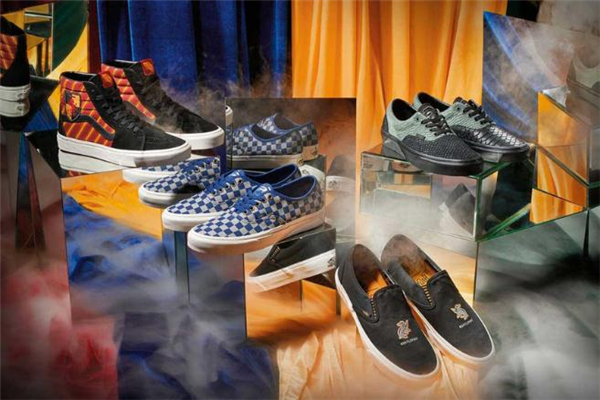 vans哈利波特联名是限量的吗,vans和nasa联名外套
