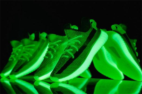 yeezy380白夜光发售价格,yeezy380夜光 yeezy380白夜光发售价格,yeezy380夜光
