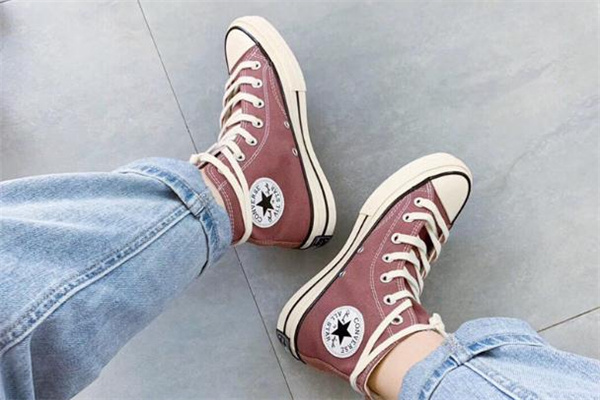 匡威1970s豆沙色买不到,匡威1970s红标和黑标区别